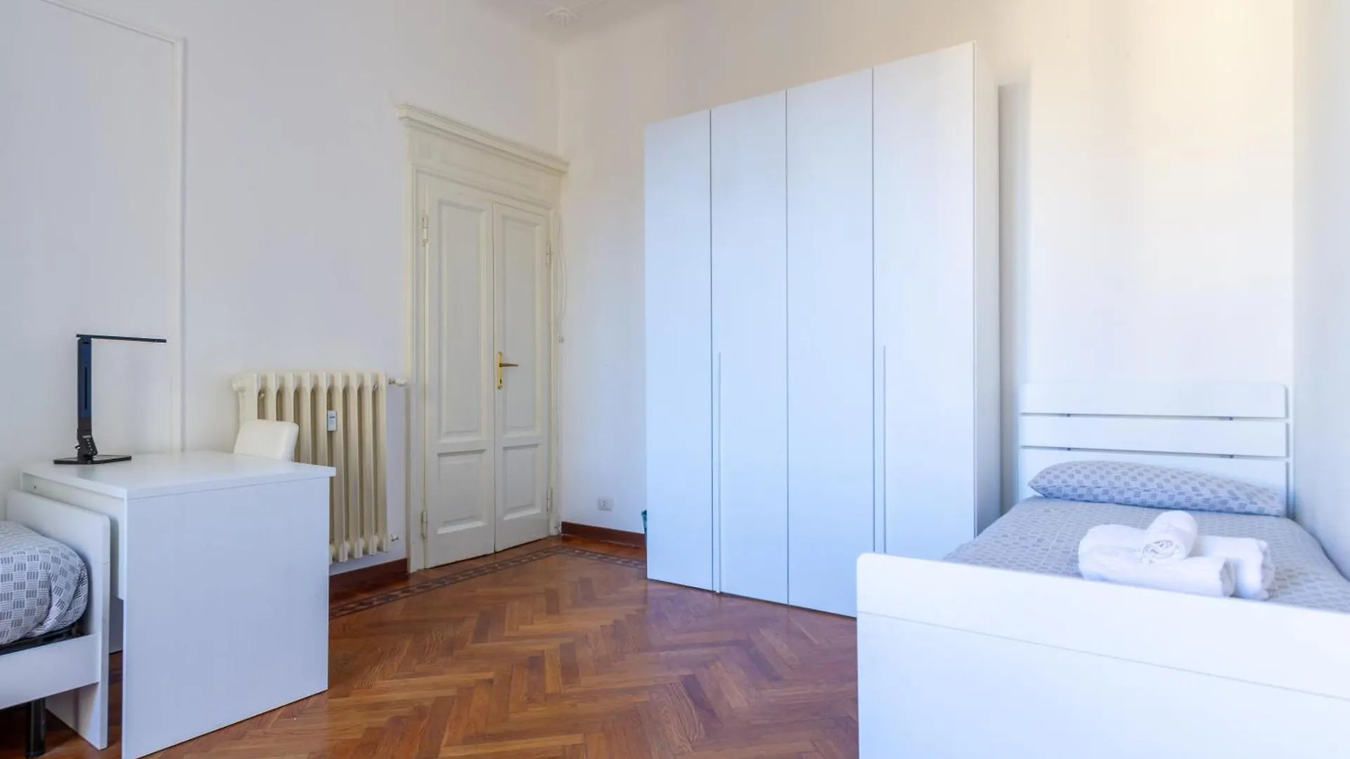 Milano Duomo Centro 10 Min-Linate 10 Min -Lumiere Harmony Maison- شقة ميلان